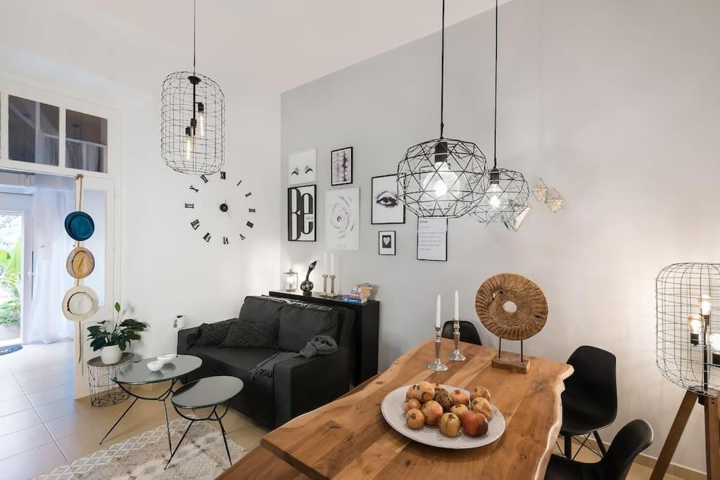 Monte Smith Hill Apartment *